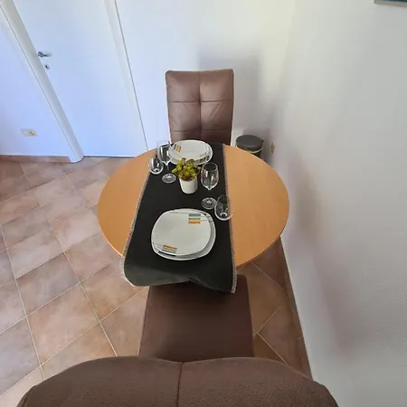 Apartament Neda