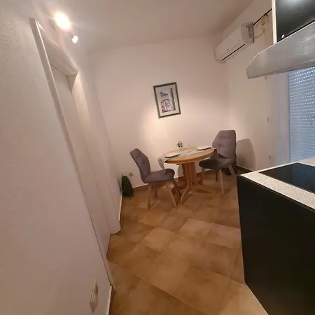 Neda Apartament Vodice